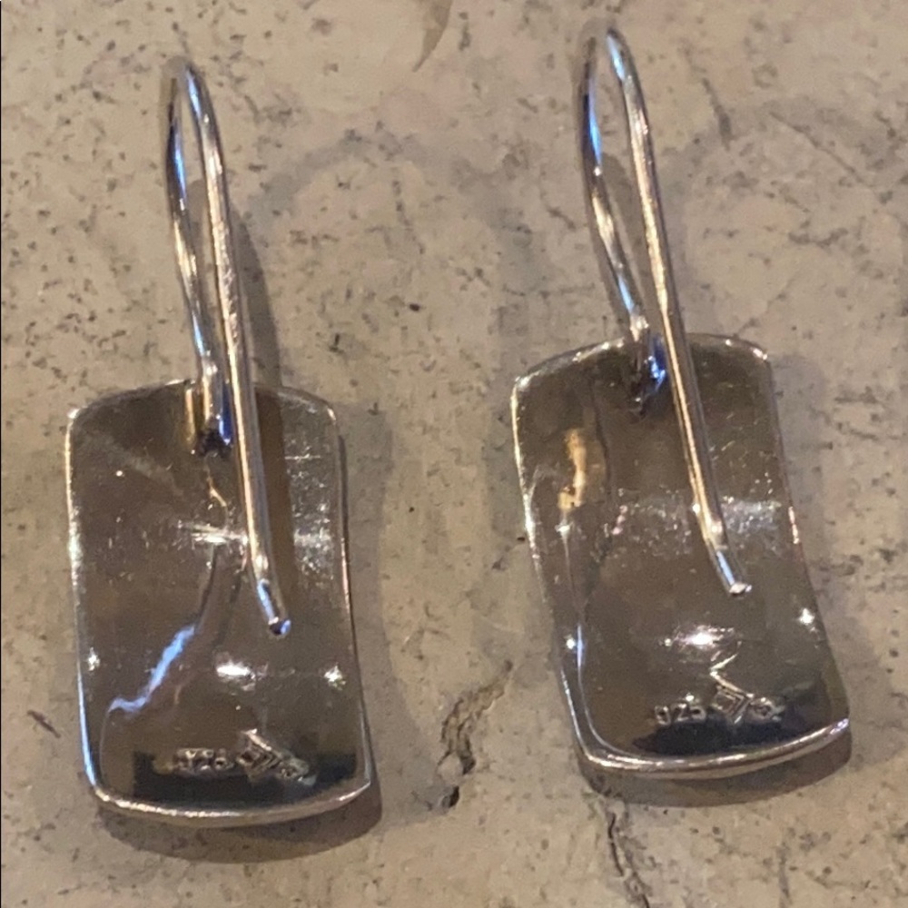 Classy Silpada Hammered Earrings Brand New - Picture 3 of 4